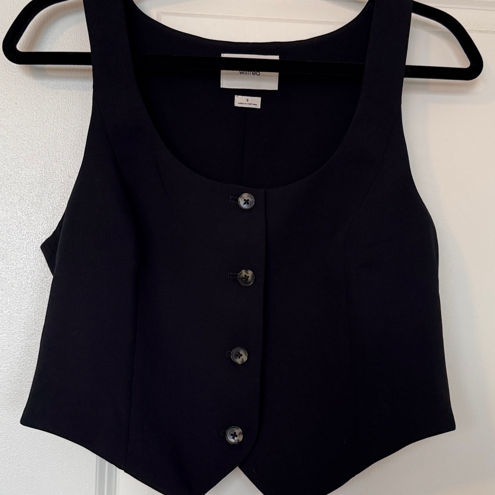 Wilfred Rocco Vest - Picture 2 of 5